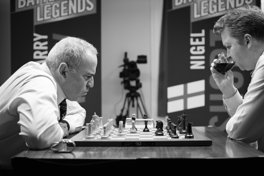 Kasparov - Short. Chess Club and Scholastic Center of Saint Louis